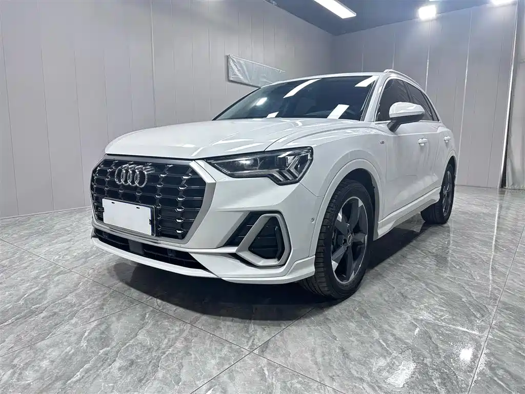Audi Q3 2022 35 TFSI Fashion Dynamic