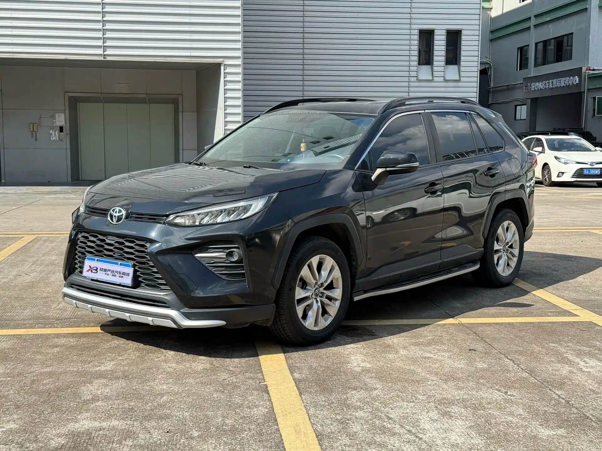 Фото 1 - Toyota Wildlander