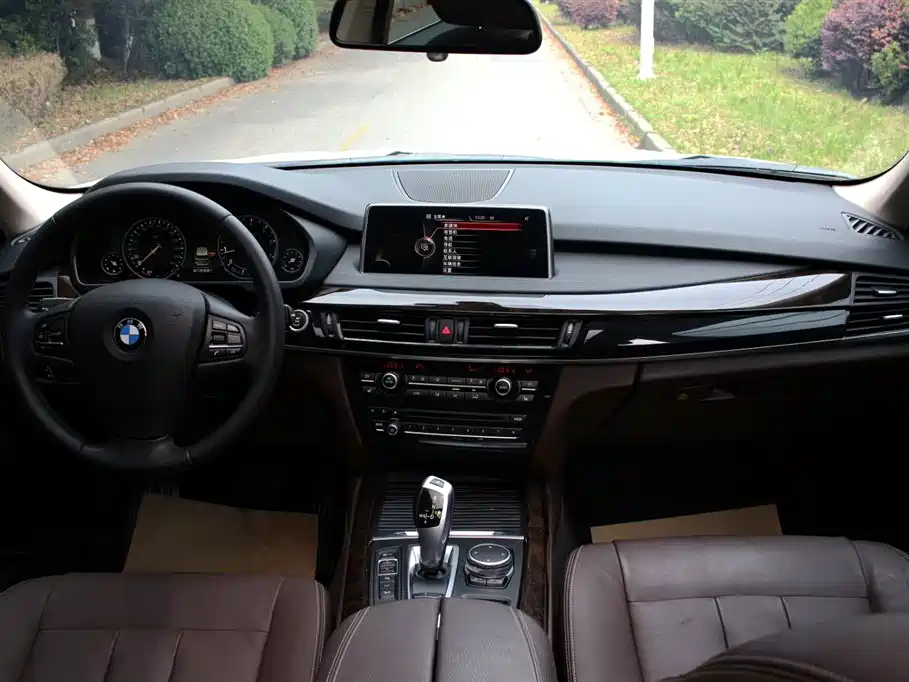 BMW X5 (Import) 2015 xDrive28i фото 12
