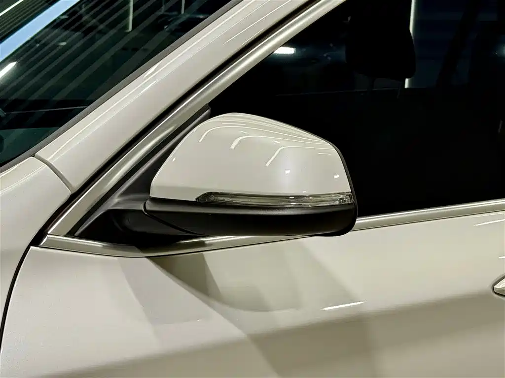 BMW X1 2022 sDrive25Li Leading фото 25