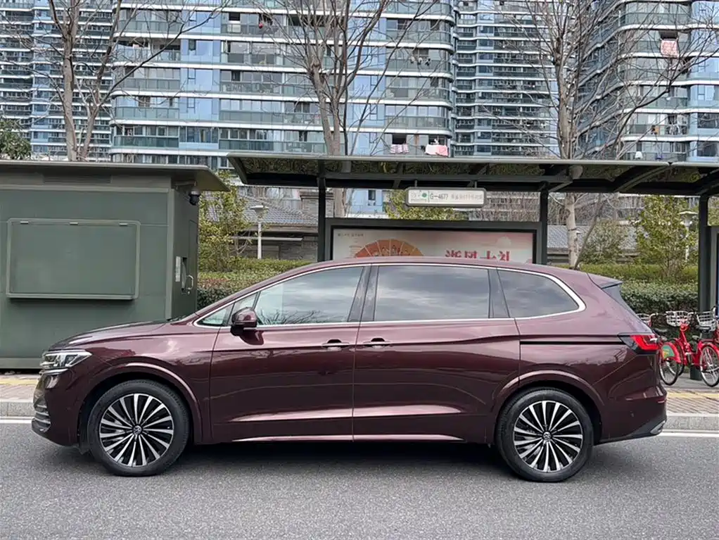 Volkswagen Viloran 2020 380TSI Premium фото 21