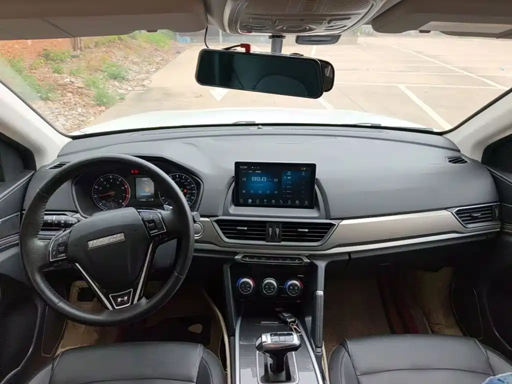 Photo 10 - Haval H6