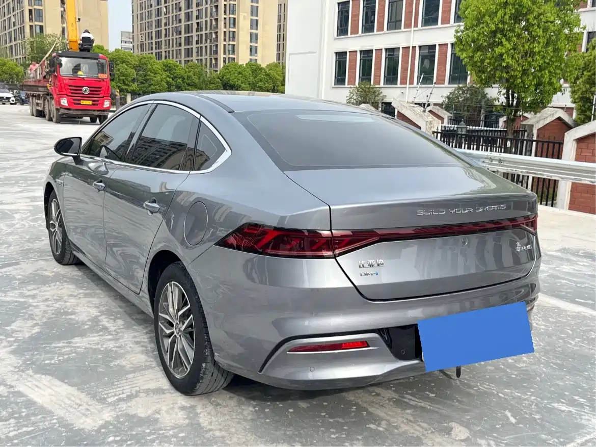 BYD Qin PLUS 2021 DM-i 55KM Premium фото 6