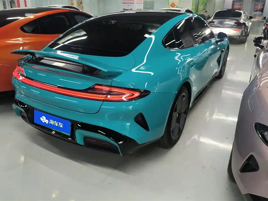 XIAOMI CAR XIAOMI SU7