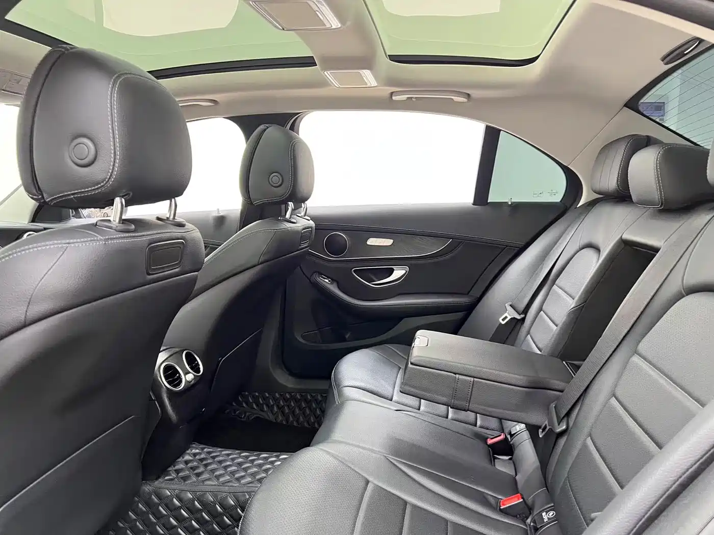 Mercedes-Benz C-Class 2018 C 200 L Sport Edition фото 17