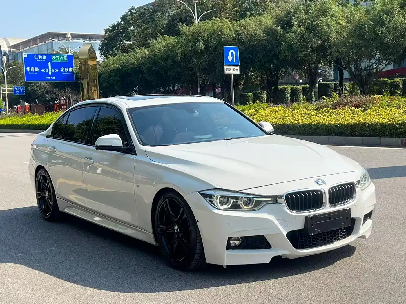 BMW 3 Series 2017 320Li M Sport фото 3