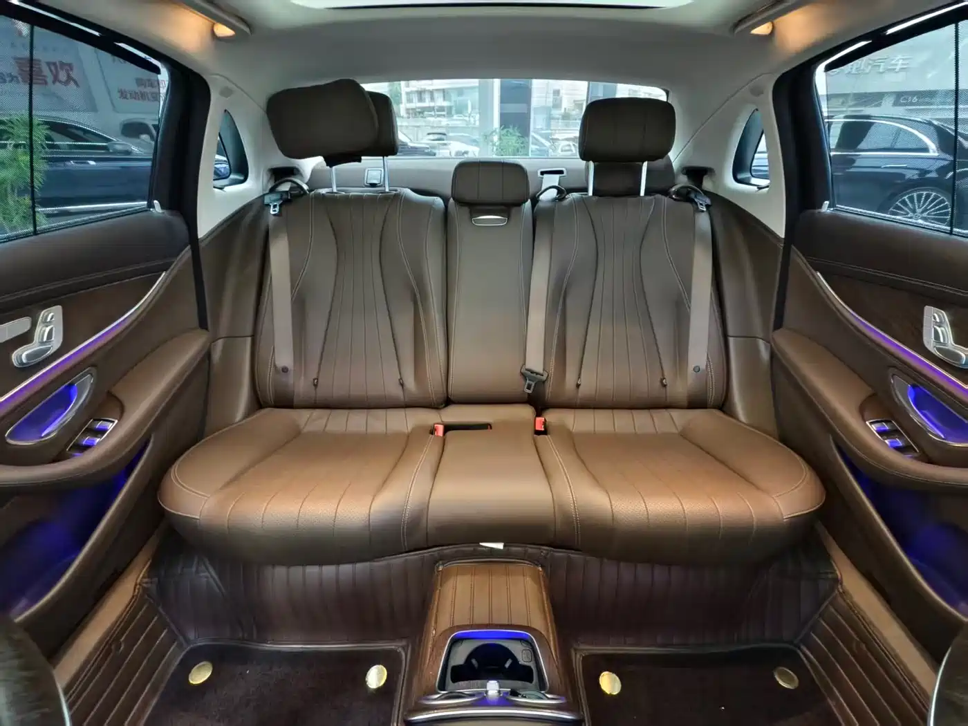 Mercedes-Benz E-Class 2023 E 300 L Luxury фото 9