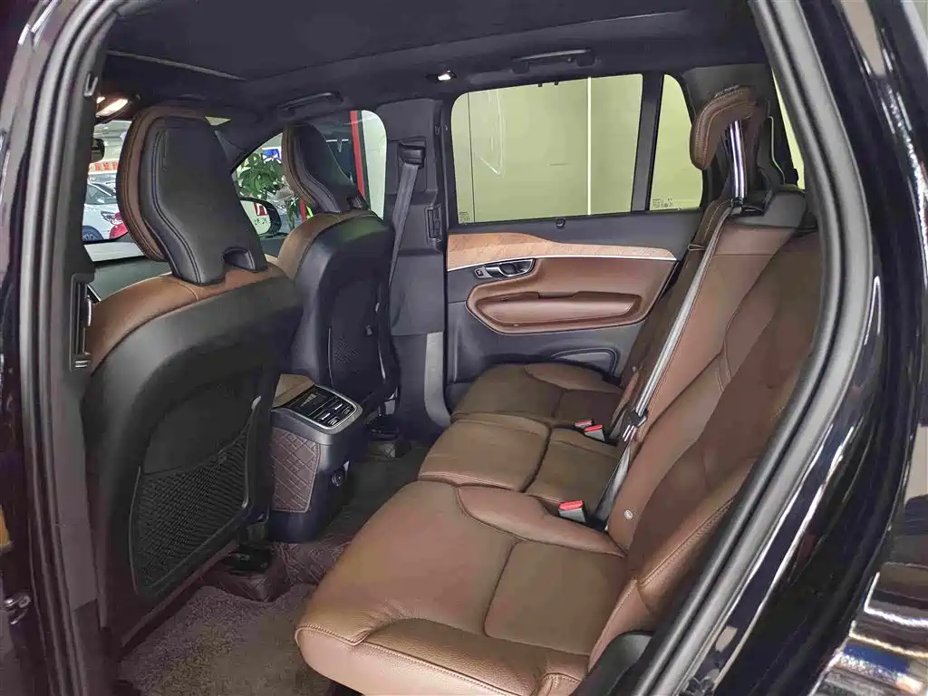 Volvo XC90 2025 2024 B6 Elegance Luxury 7-Seater