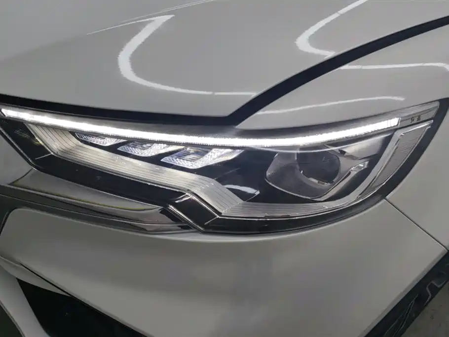 Hongqi HS5 2019 2.0T Intelligent Flagship 4WD Version фото 5