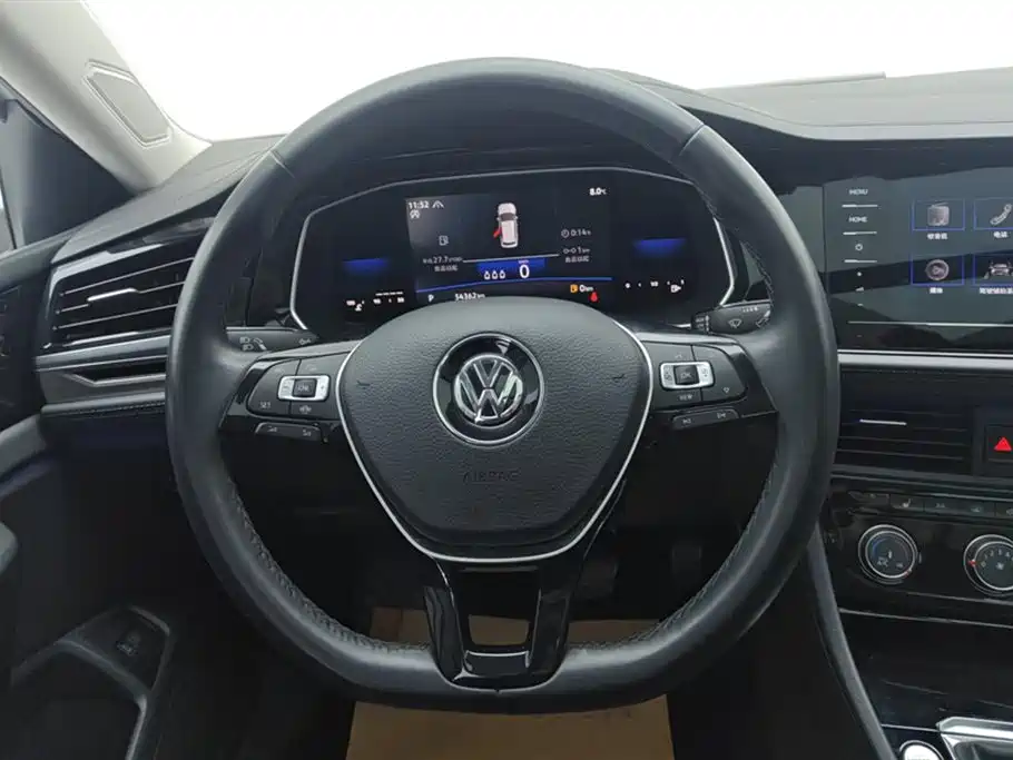 Volkswagen Sagitar 2021 280TSI DSG Surpassing Edition фото 15