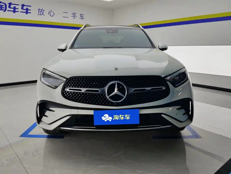 Mercedes-Benz GLC 2023 GLC 260 L 4MATIC Luxury 7-Seater фото 2