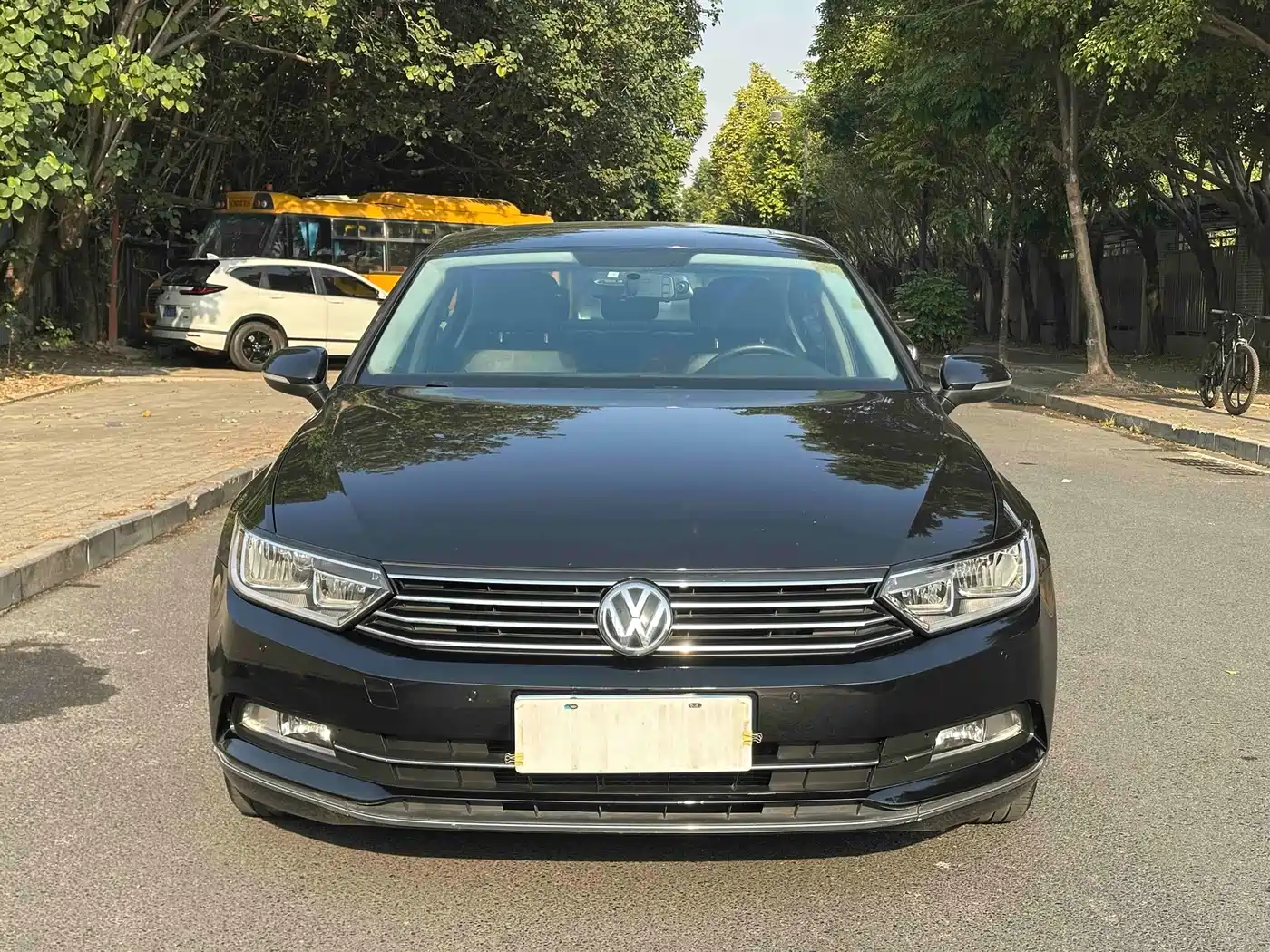 Volkswagen Magotan 2018 280TSI DSG Leading фото 2