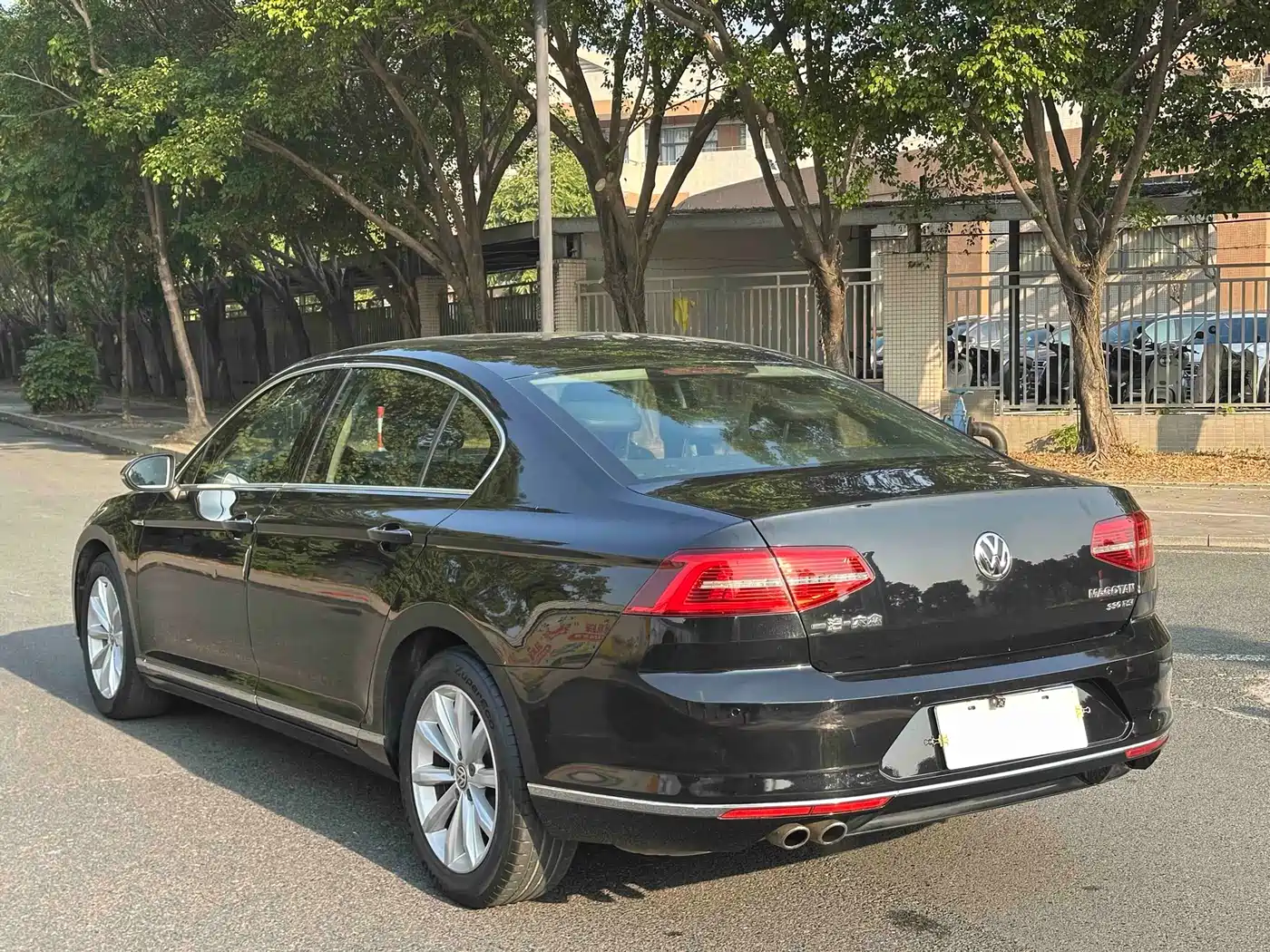 Volkswagen Magotan 2018 280TSI DSG Leading фото 6