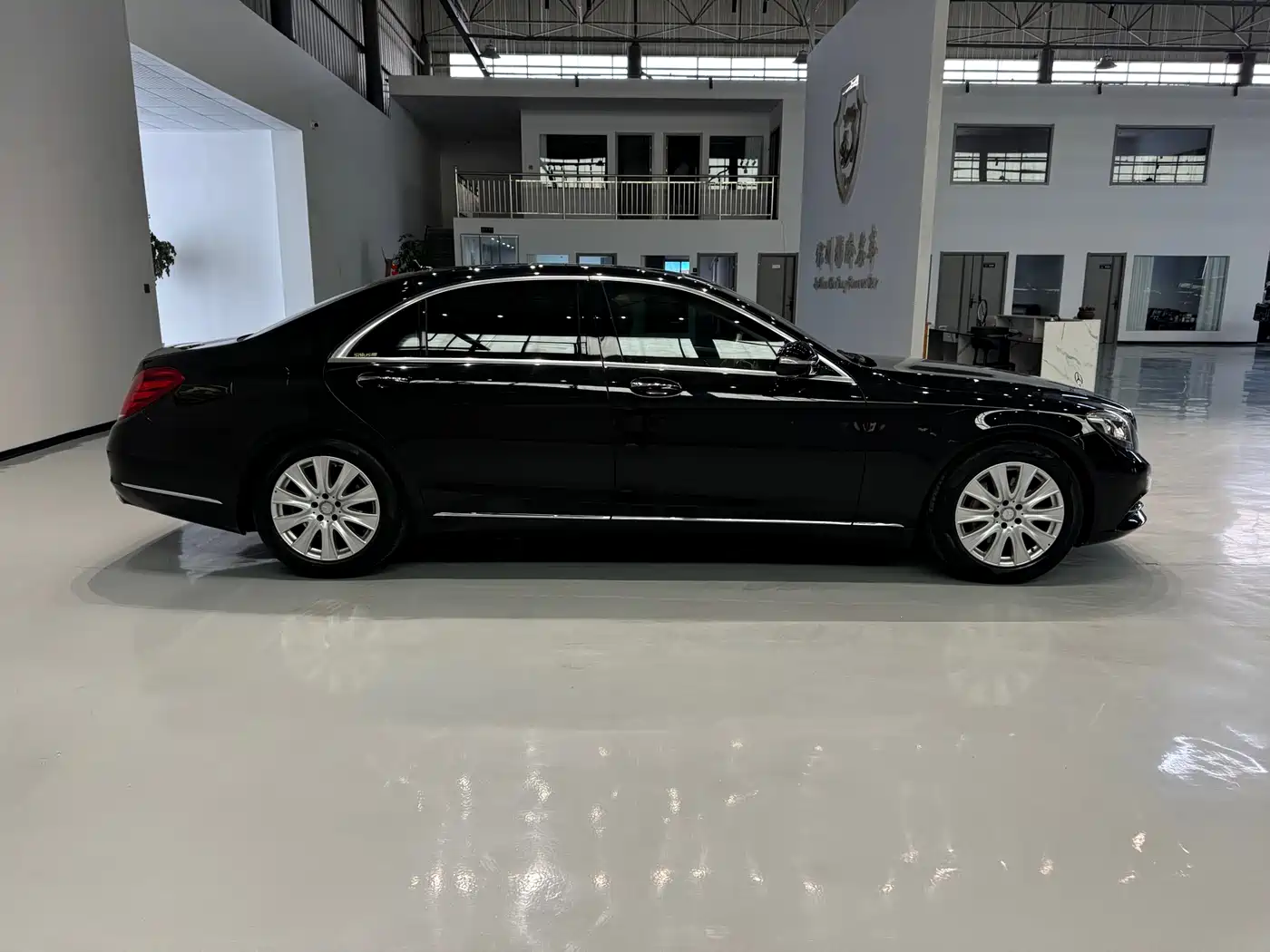 Mercedes-Benz S-Class 2016 S 320 L Business Edition фото 7