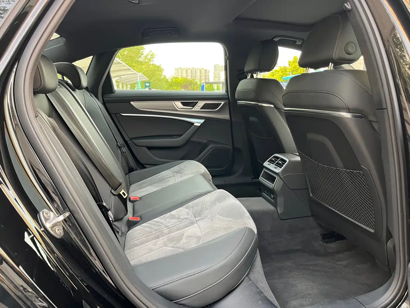 Audi A6L 2023 Facelift 40 TFSI Luxury Dynamic фото 16