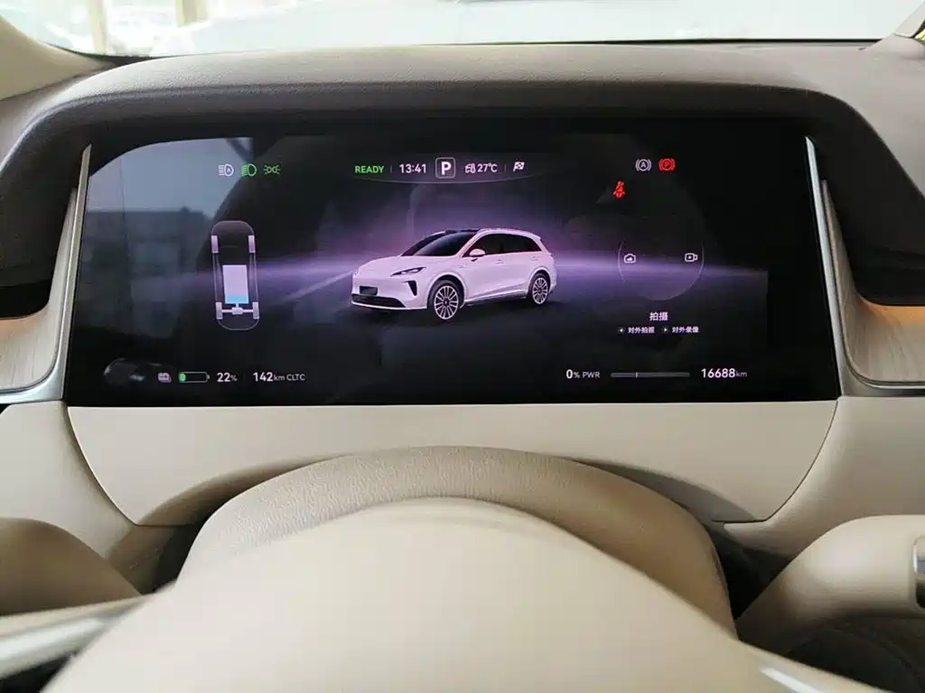 Фото 4 - Shangjie SUV
