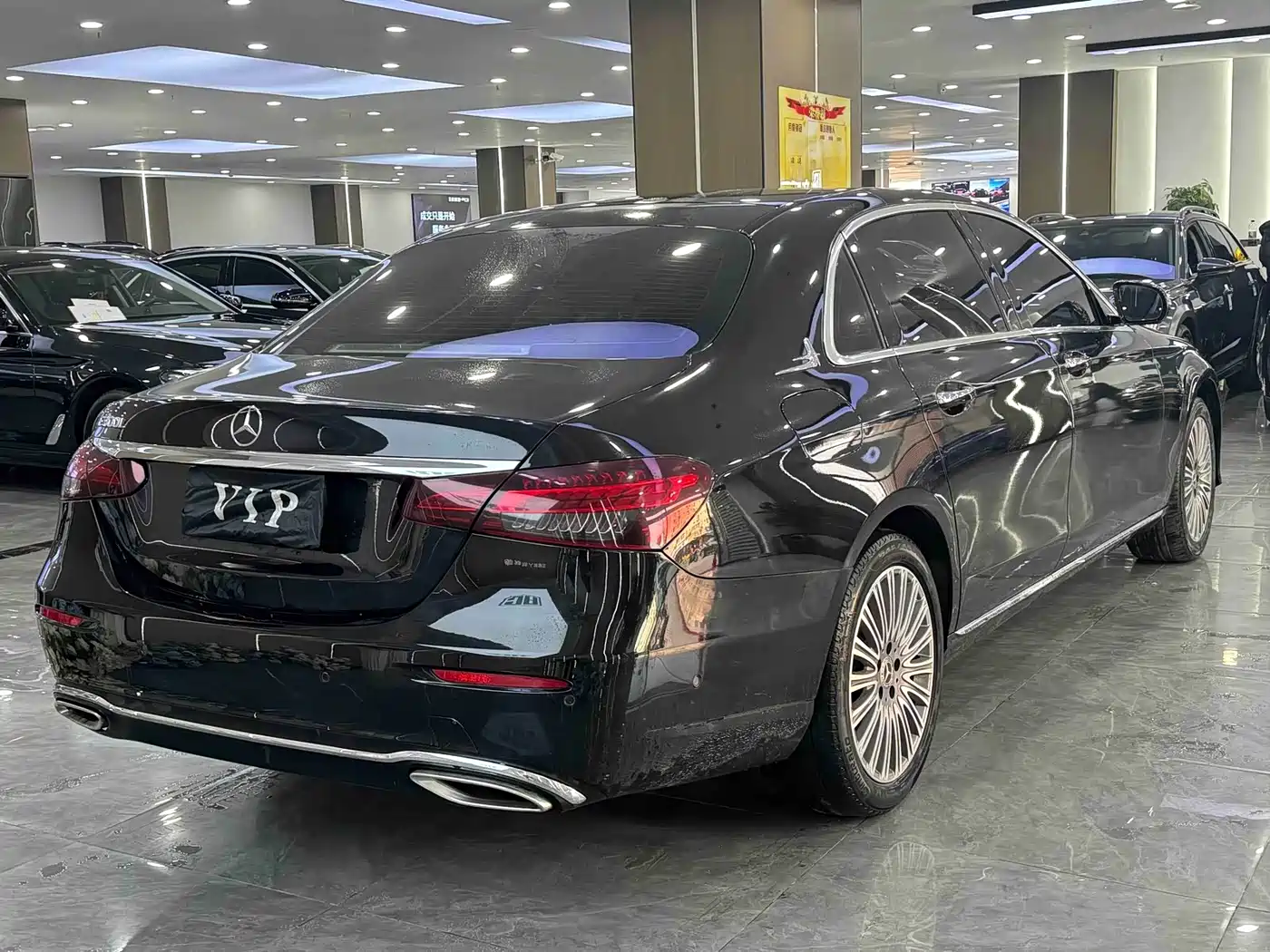 MERCEDES-BENZ E CLASS