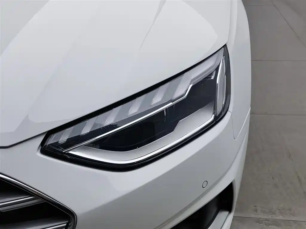 Audi A4L 2020 40 TFSI Luxury Elegance фото 7