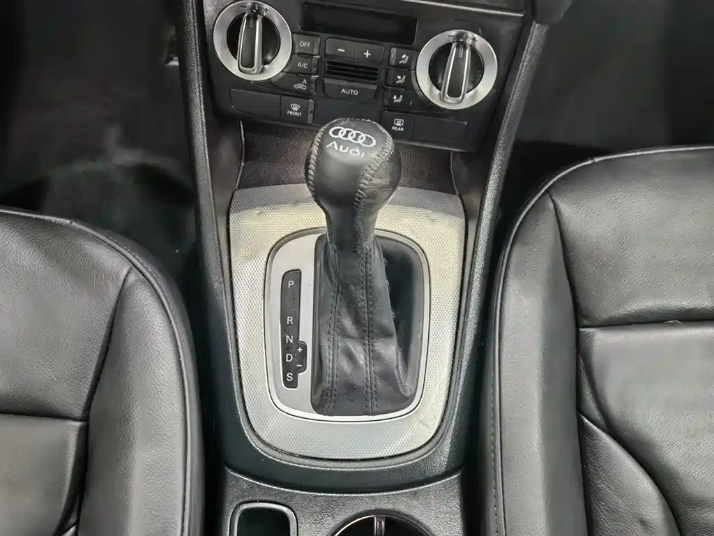 Audi Q3 2015 30 TFSI Comfort фото 13