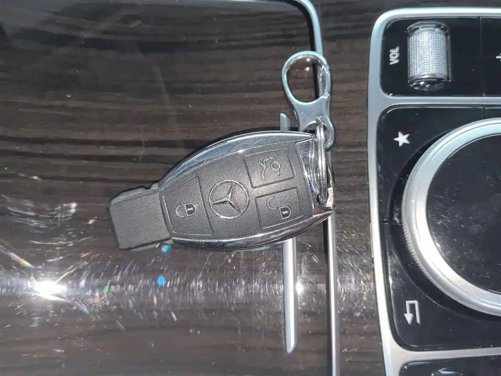 Mercedes-Benz GLC 2019 GLC 260 L 4MATIC Luxury фото 17