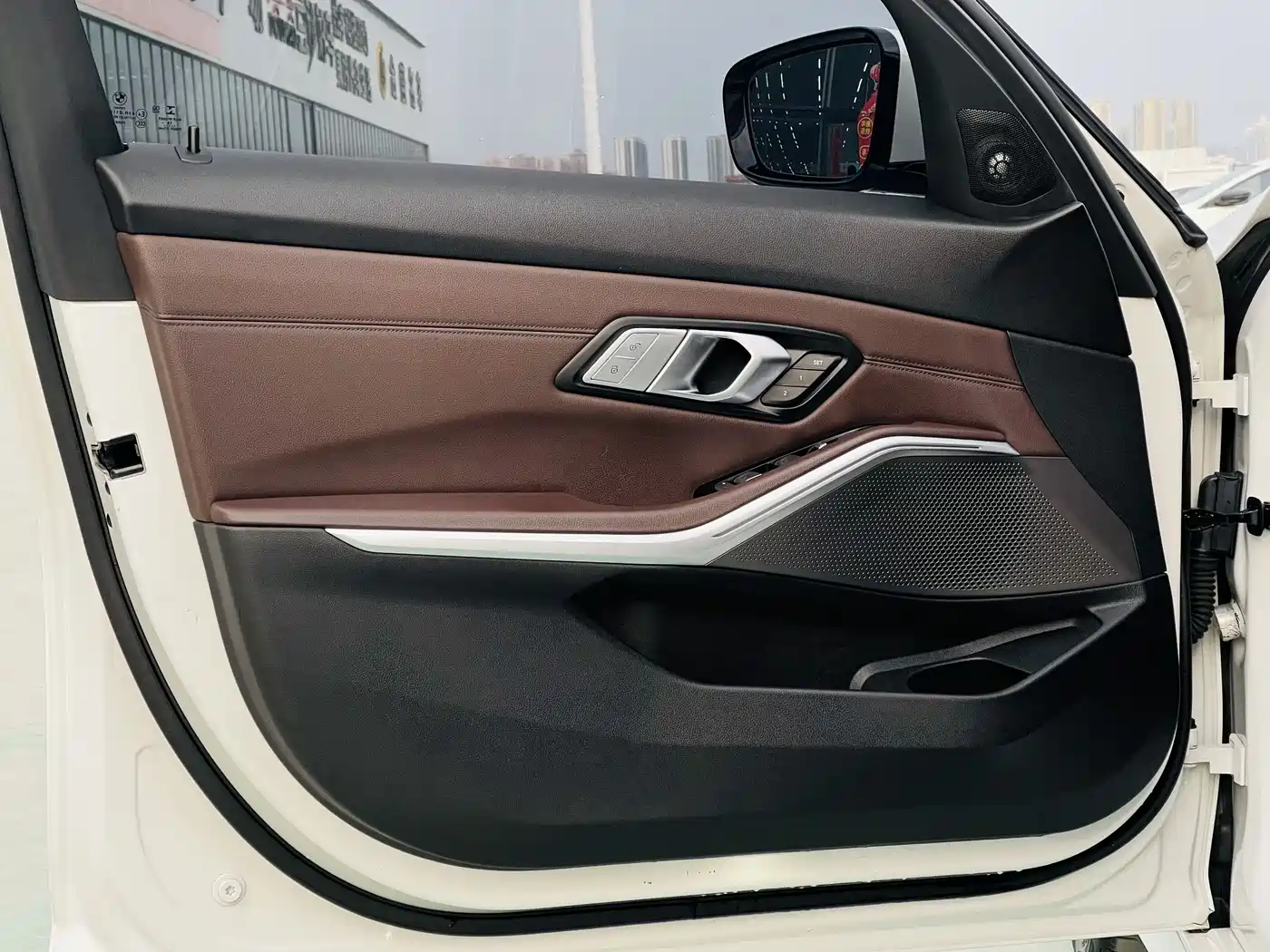 BMW 3 Series 2020 325Li Launch Edition фото 5