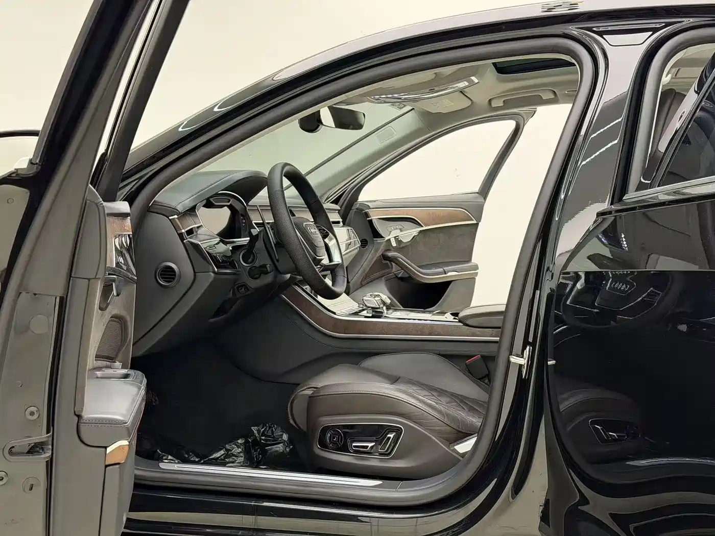 Audi A8 2021 A8L 55 TFSI quattro Luxury фото 22