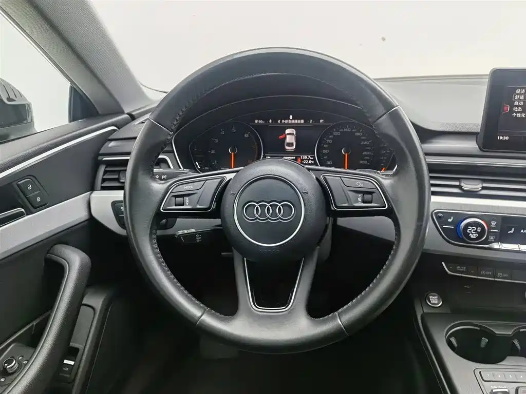 Audi A5 (Import) 2017 Coupe 40 TFSI Style фото 11