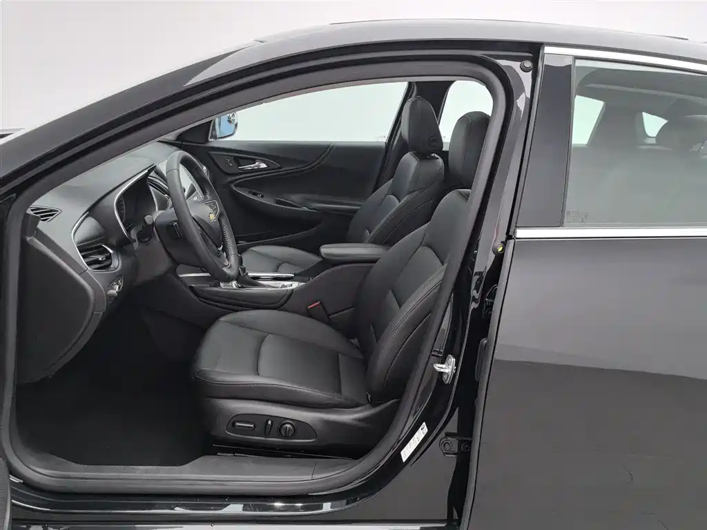 Chevrolet Malibu XL 2022 535T Auto Sharp Dynamic Edition фото 10