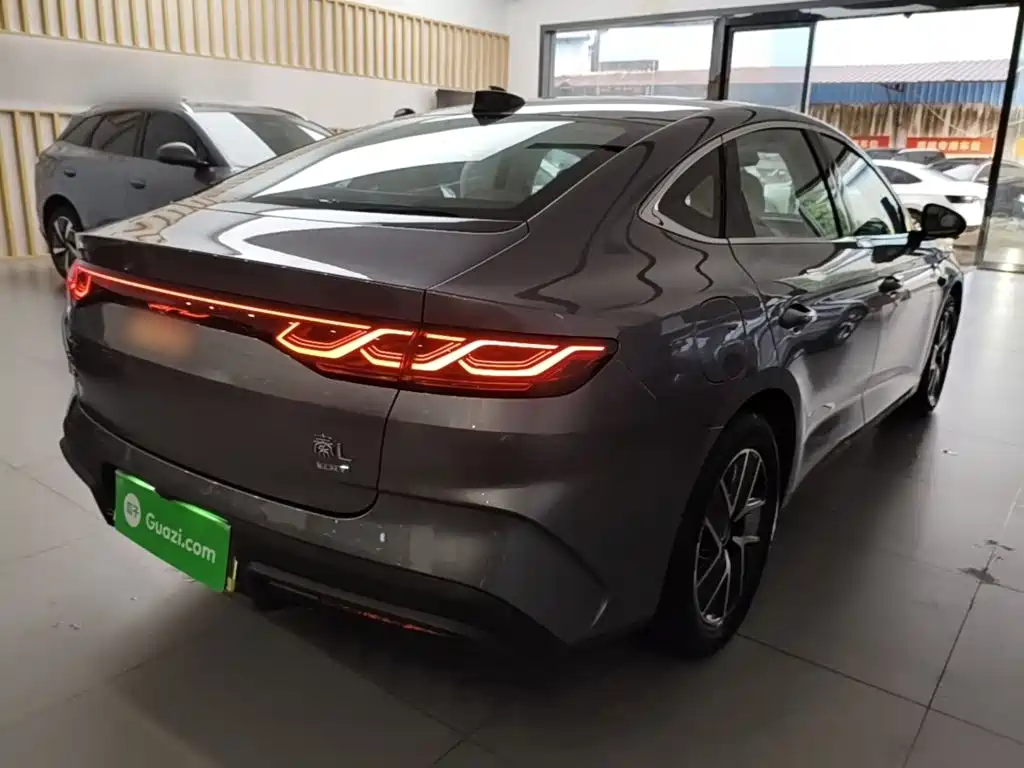 BYD Qin L 2025 2025 DM-i Smart Drive Edition 120KM Surpassing