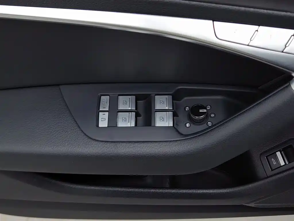 Audi A6L 2024 45 TFSI quattro Premium Dynamic фото 9