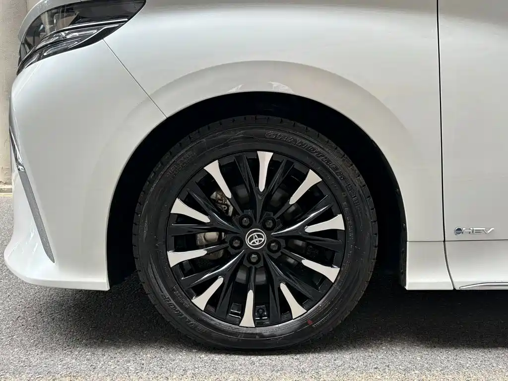 Toyota Alphard 2026 2024 Overseas Edition
