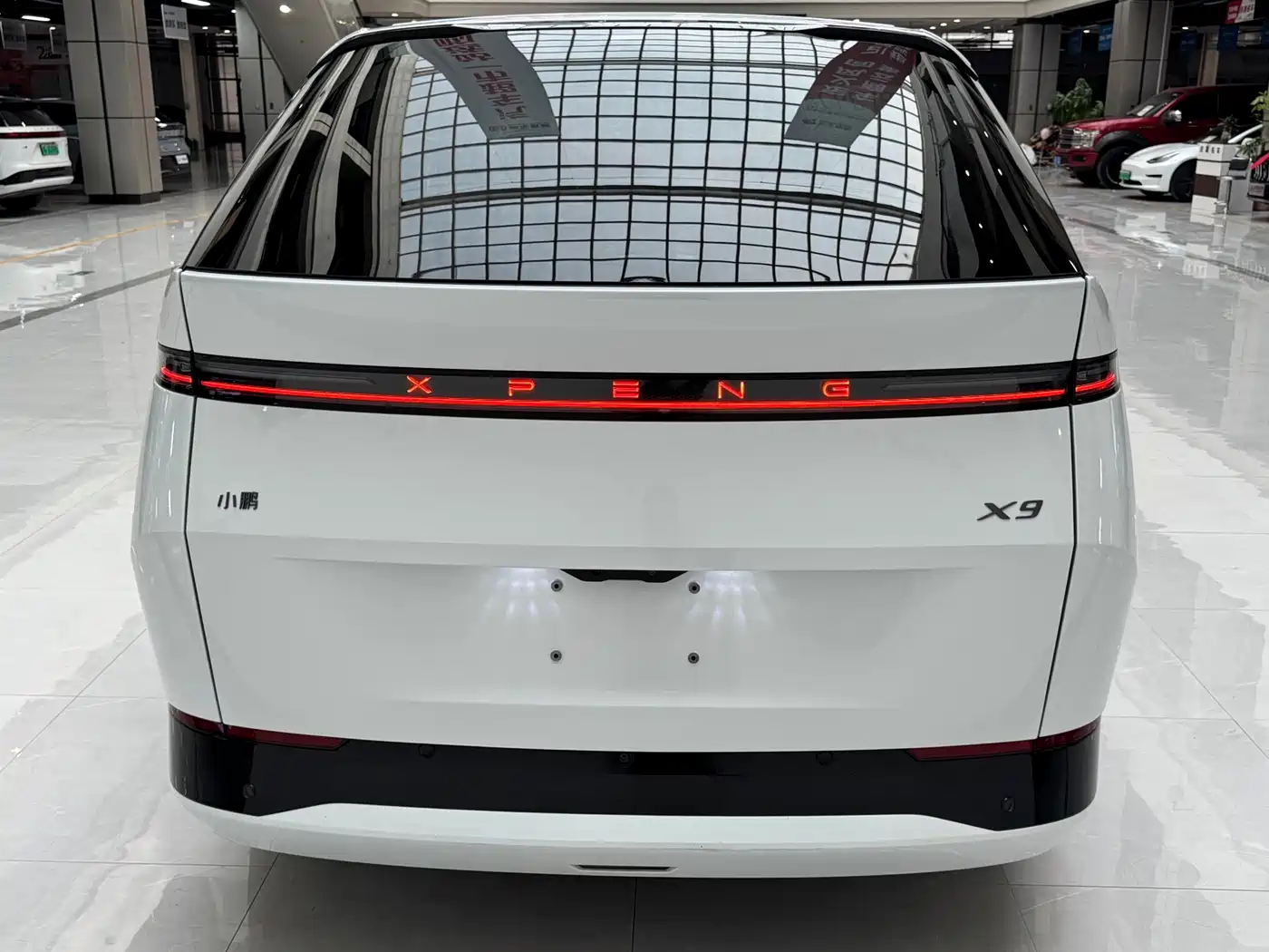 XIAOPENG X9