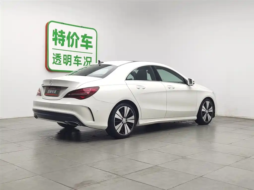 Mercedes-Benz CLA (Import) 2016 Facelift CLA 200 Style фото 2