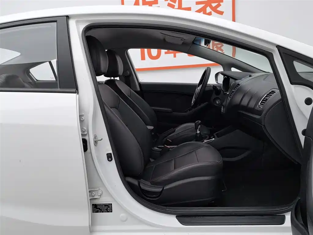 Kia K3 2016 1.6L Manual GL фото 23