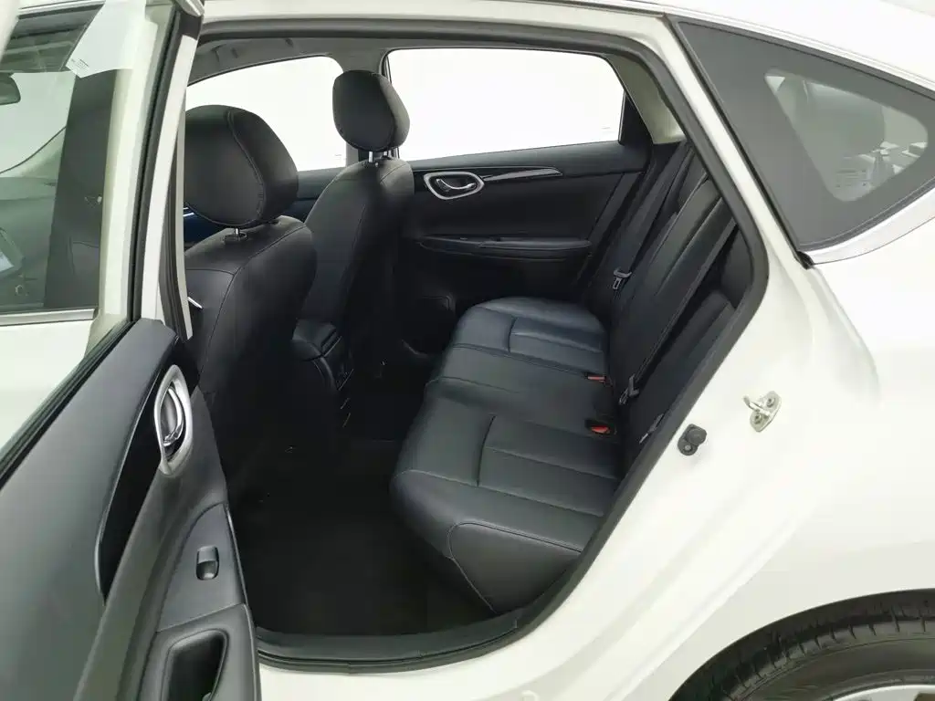 Nissan SYLPHY, миниатюра 15