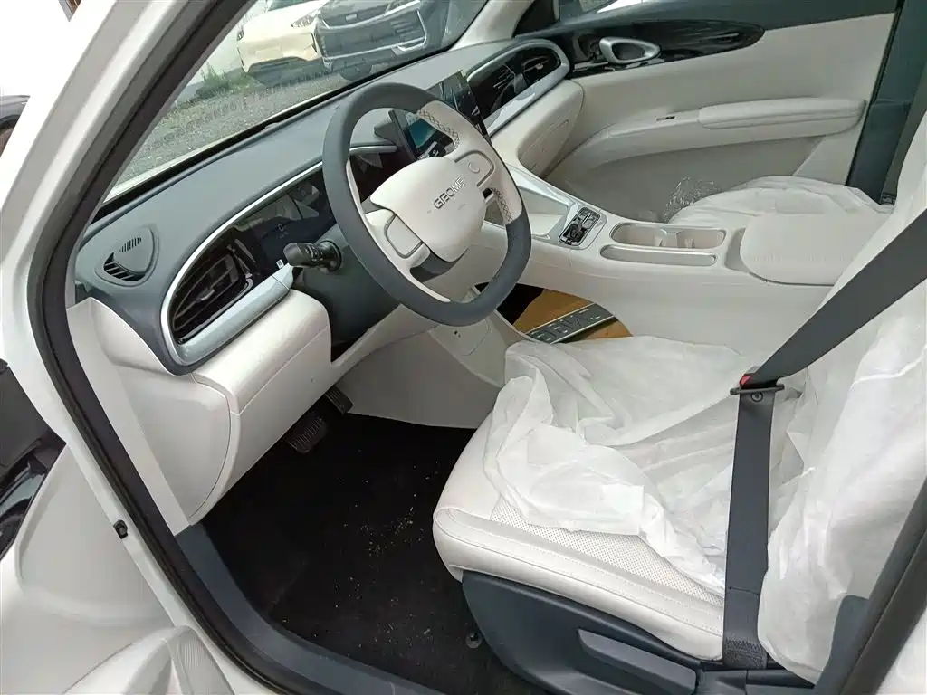 Geely Galaxy Starry Wish 2026 Edition 310km Youth Version фото 15