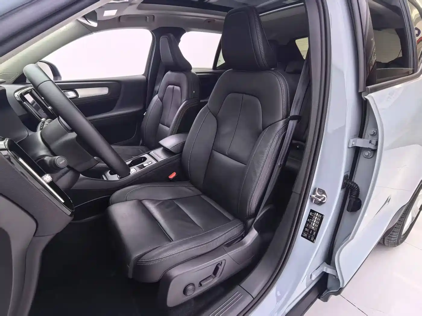 Фото 6 - Volvo XC40 (Import)