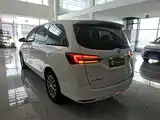 Фото 5 - Buick GL8
