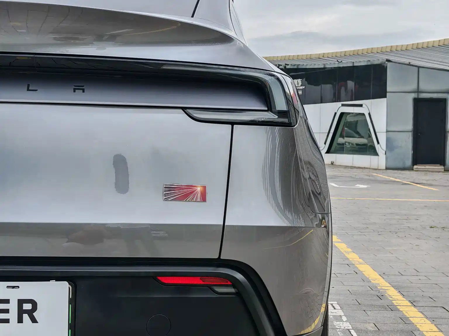 Фото 9 - Tesla Model Y