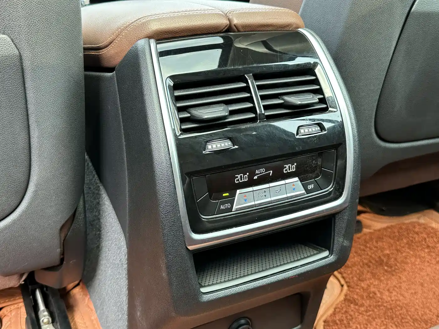 BMW X5 (Import) 2019 xDrive40i Exclusive M Sport Package фото 27