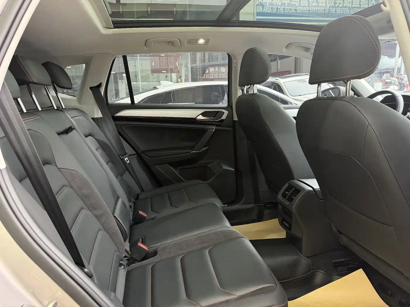Volkswagen Tayron 2021 330TSI 2WD 30th Anniversary Edition фото 7