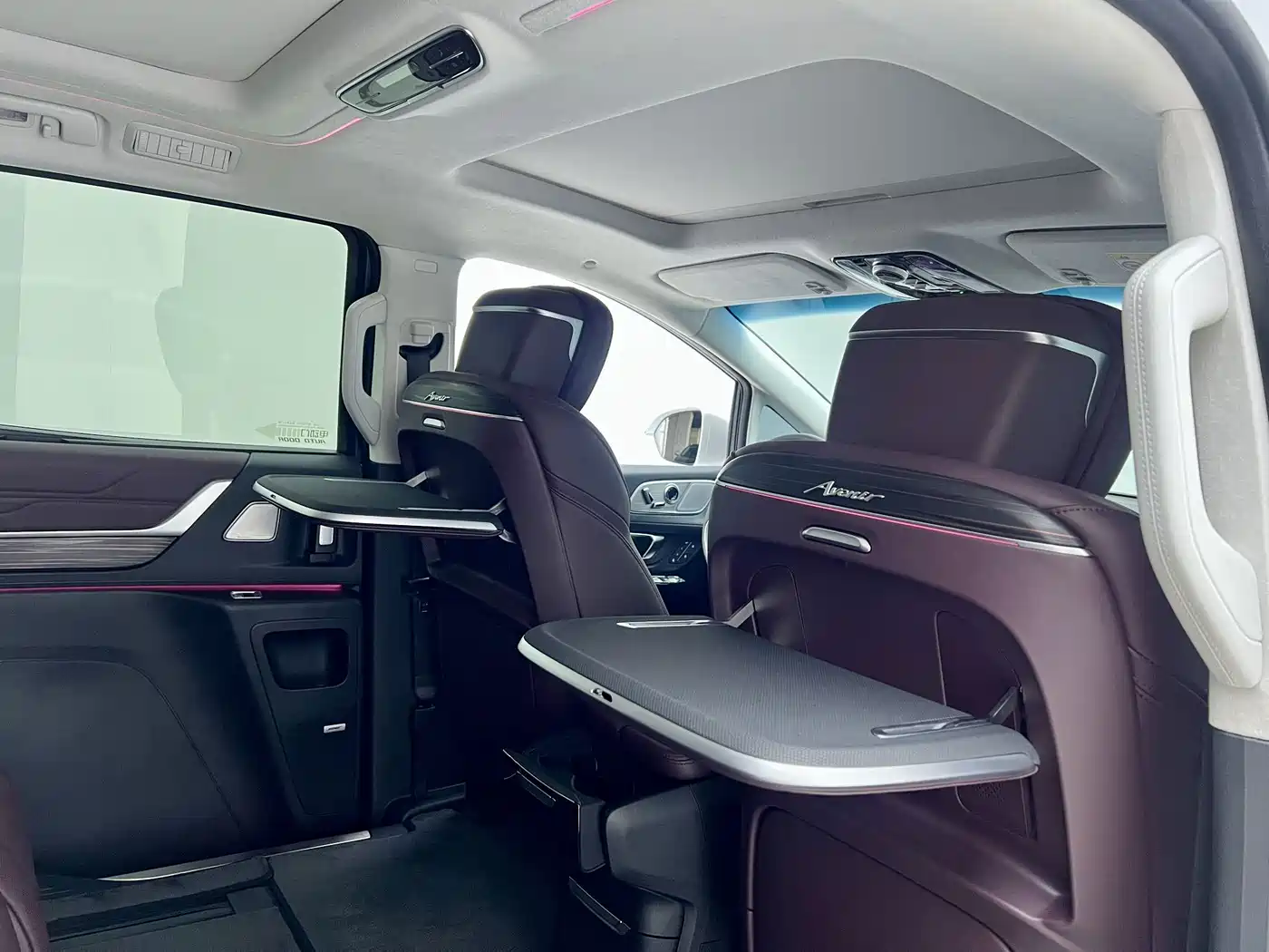 Buick Century 2024 2023 2.0T 7-Seater World Edition