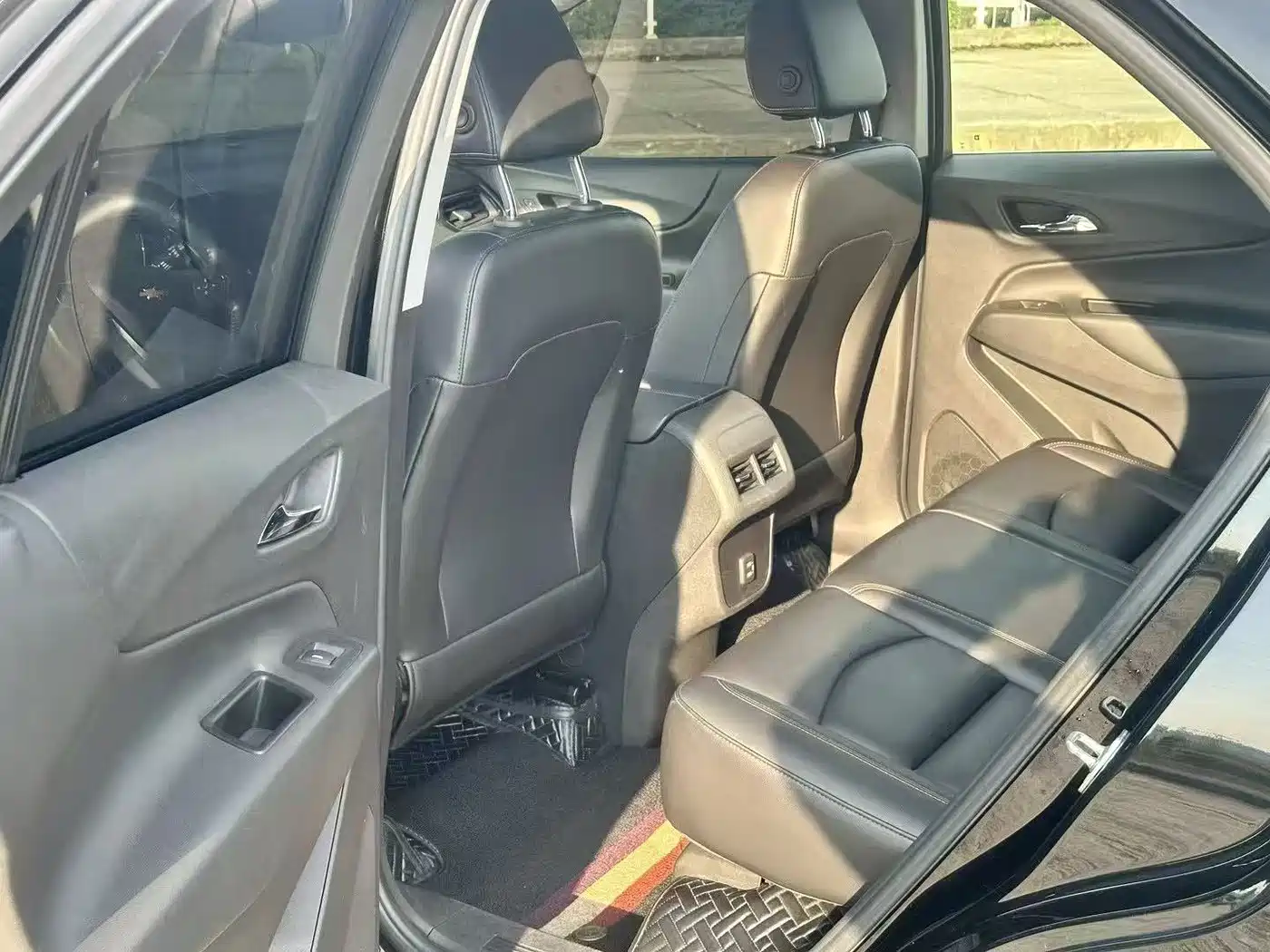 CHEVROLET EXPLORER