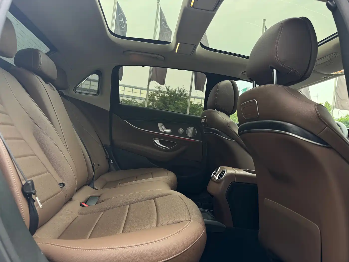 Mercedes-Benz E-Class 2019 Facelift E 300 L Sport Luxury фото 12