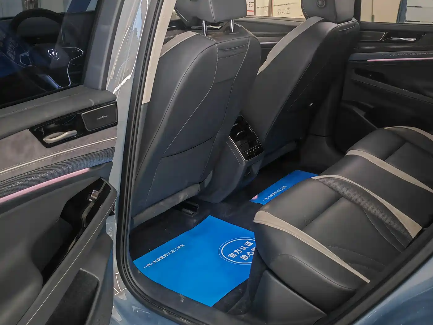 VOLKSWAGEN ID.7 VIZZION