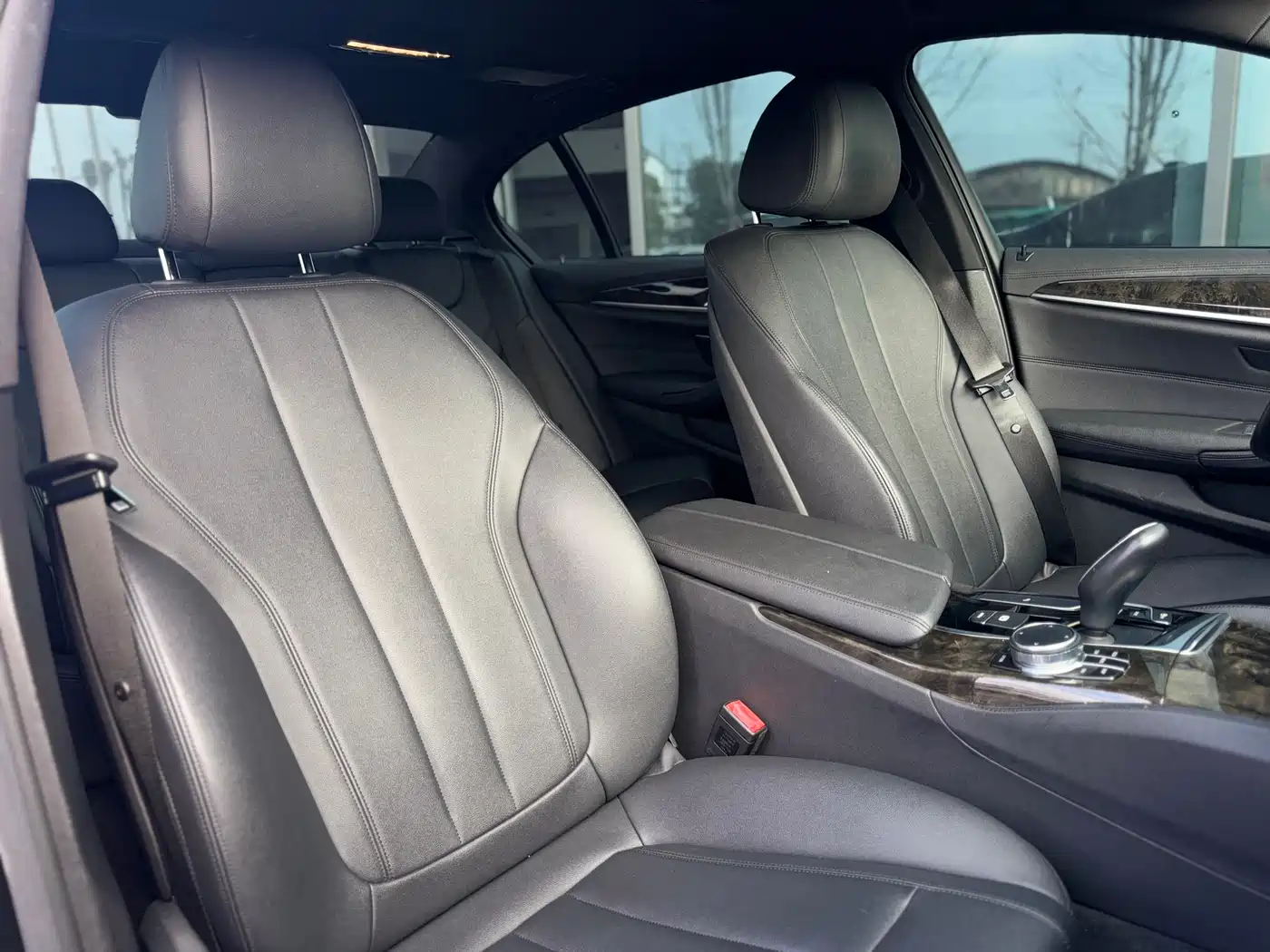 BMW 5 Series 2018 525Li M Sport Package фото 13