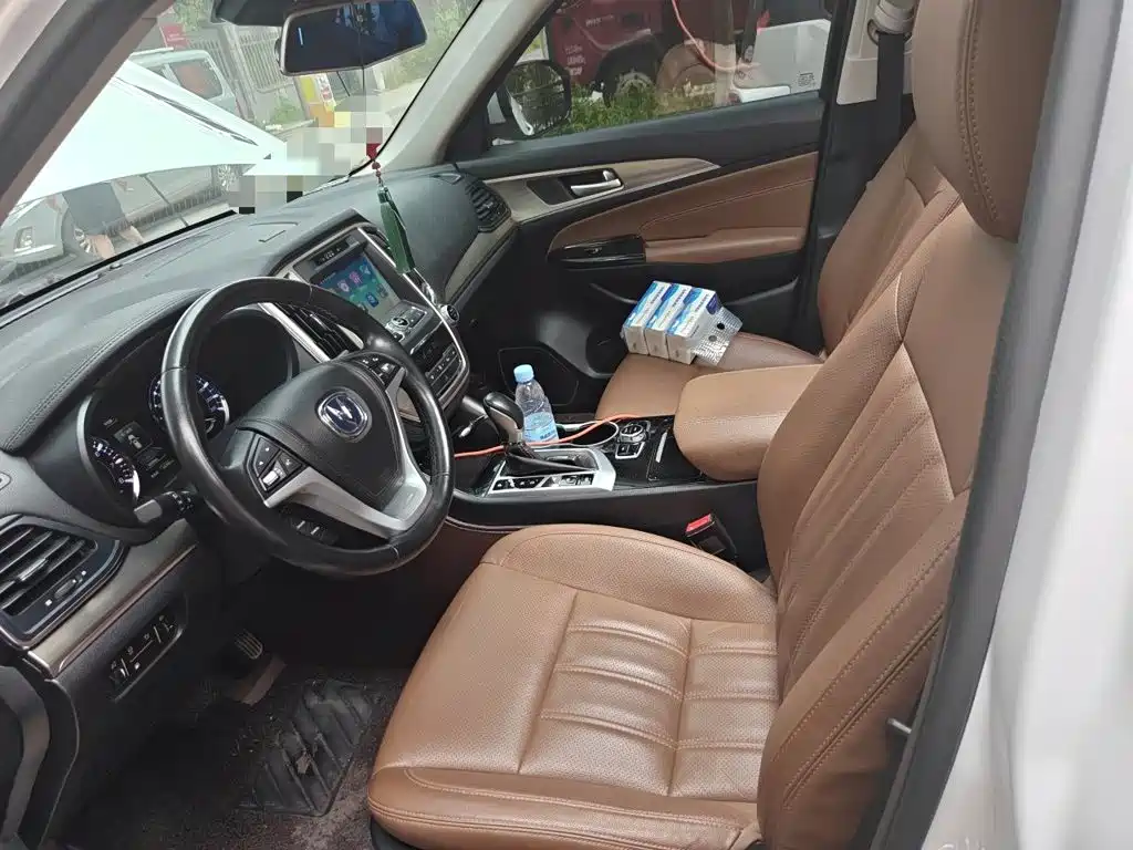 Changan CS95 2017 2017 2.0T AWD Zhijin Edition