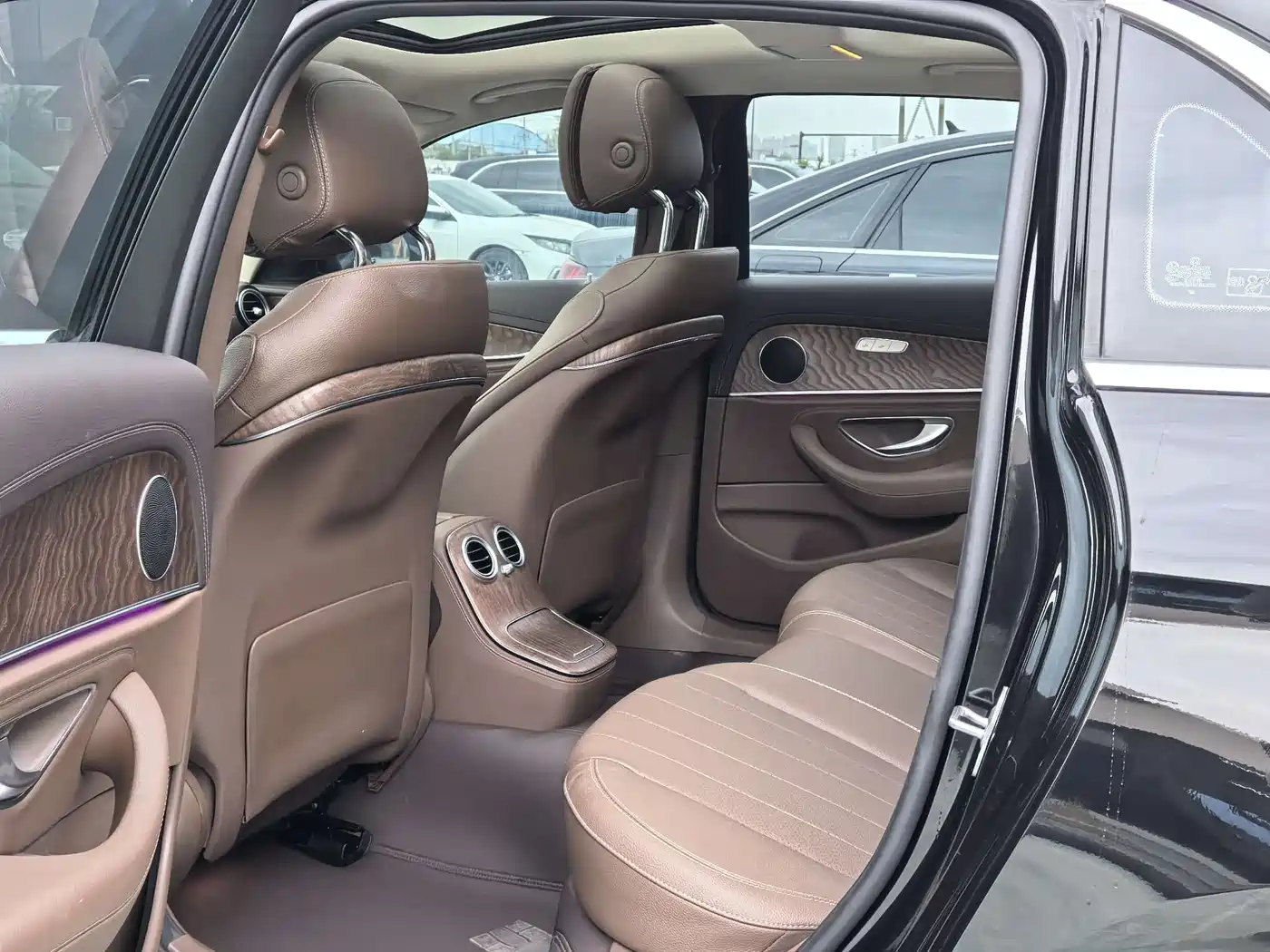 Mercedes-Benz E-Class 2023 Facelift E 300 L Fashion фото 4