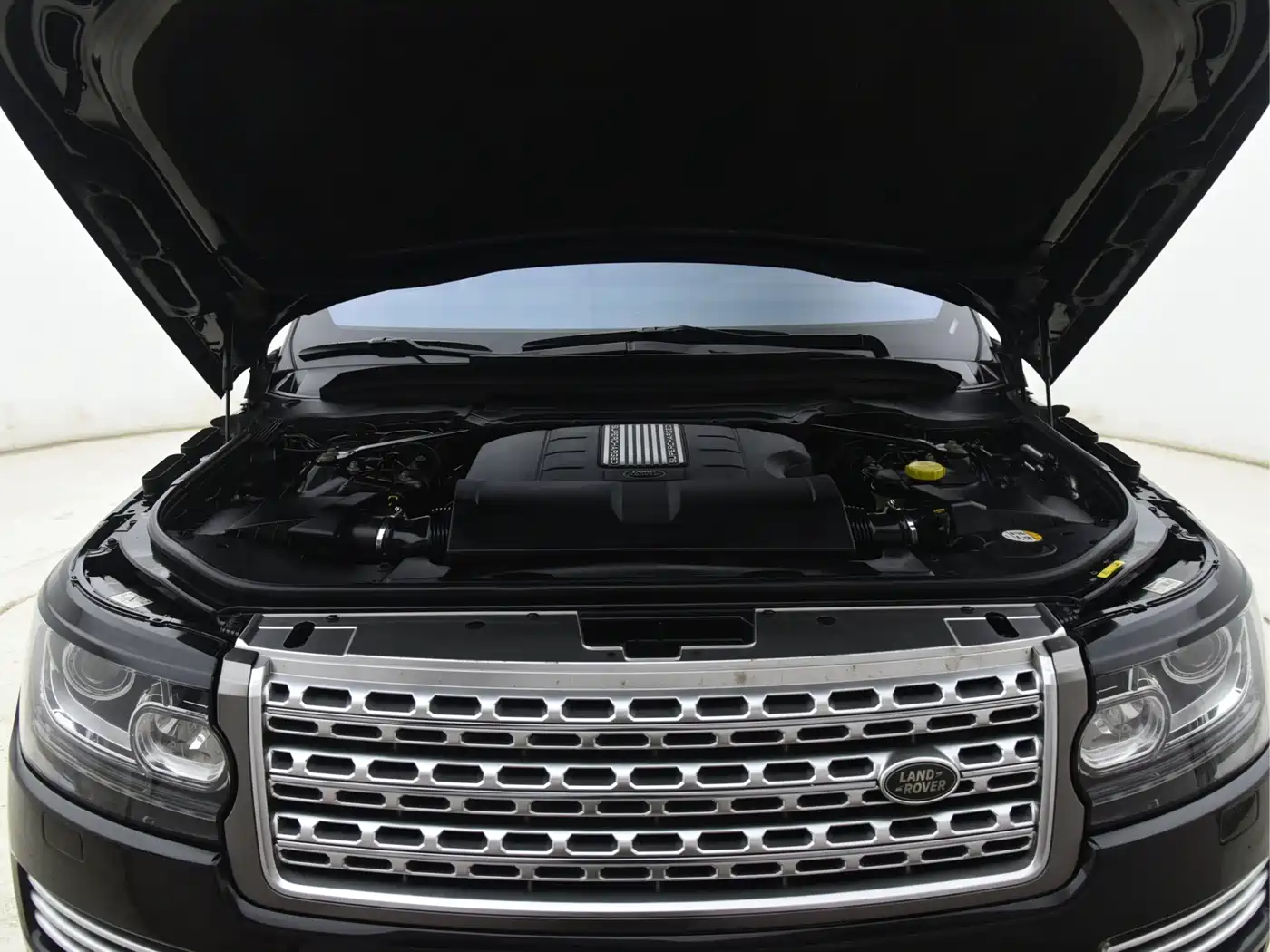 Land Rover Range Rover 2015 5.0 SC V8 AB Prestigious Genesis Extended Edition фото 12