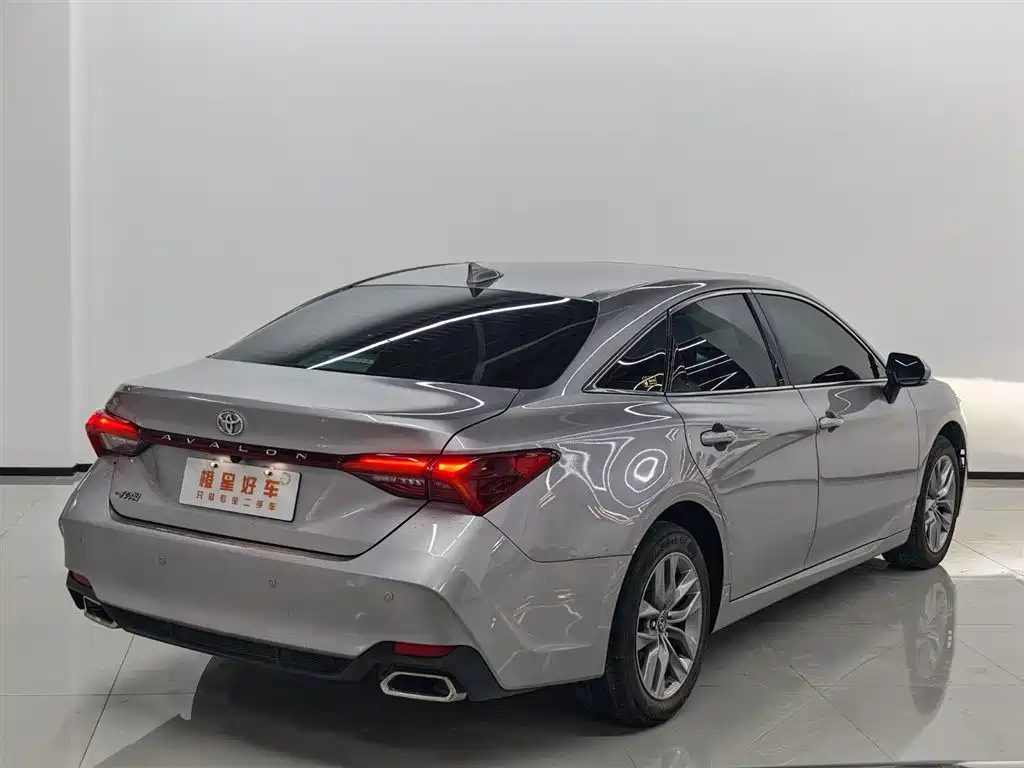 صورة 4 - Toyota Avalon